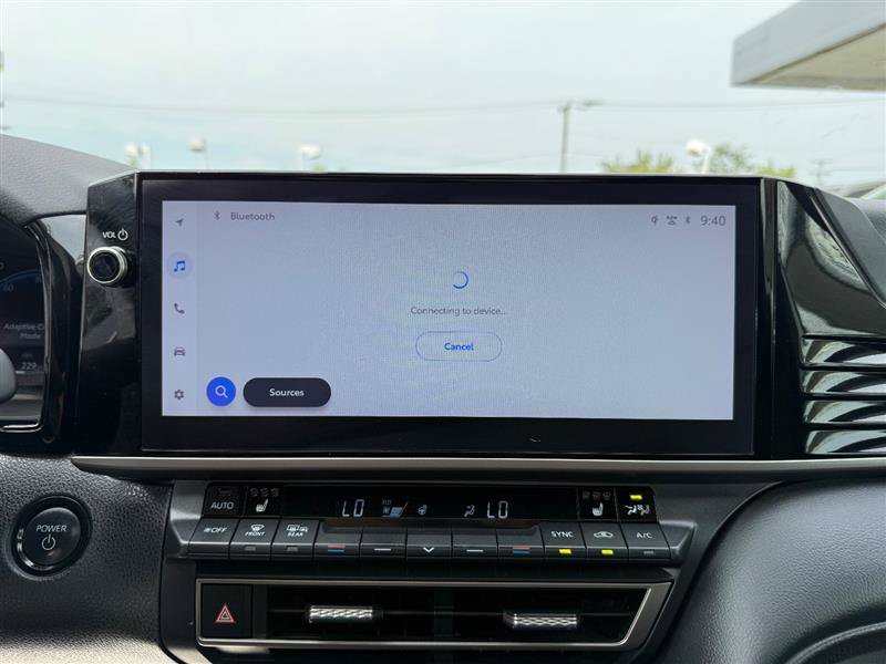 Used 2025 Toyota Camry XSE FWD image 36