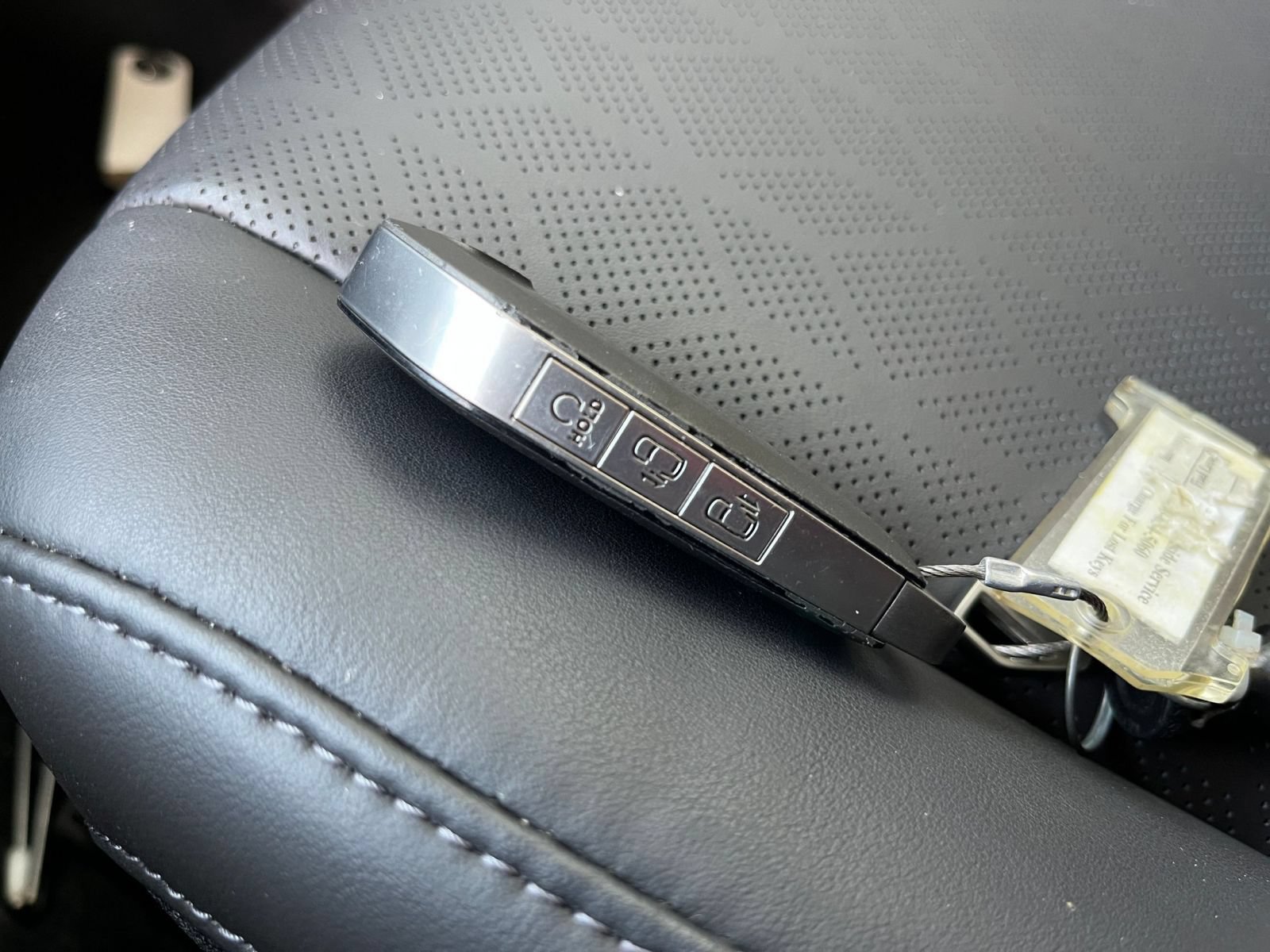 Used 2026 Kia Carnival FWD image 25