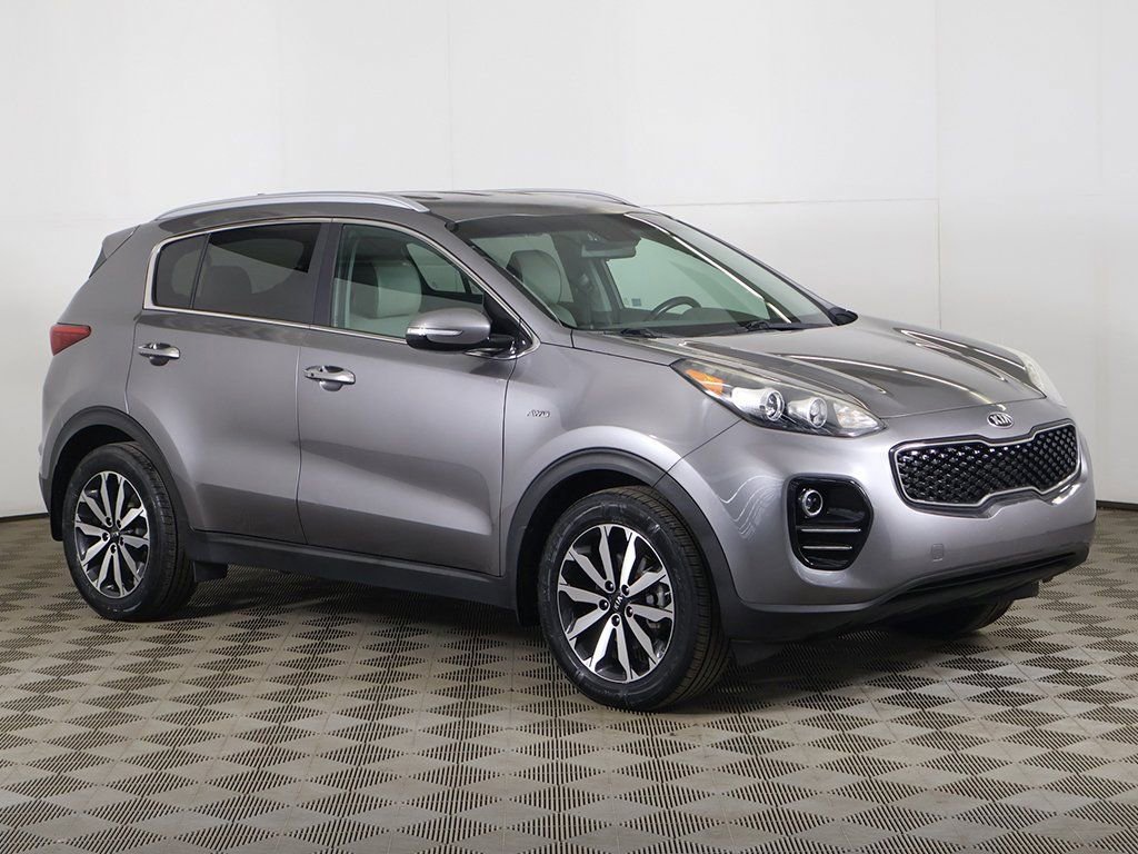 Used 2018 Kia Sportage EX image 2