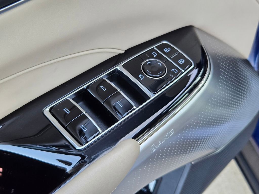 Certified 2024 Cadillac Lyriq Sport w/ Nappa Leather Package image 26