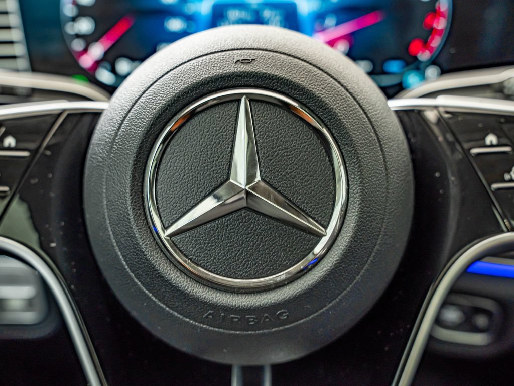 Certified 2025 Mercedes-Benz GLE 580 4MATIC image 23
