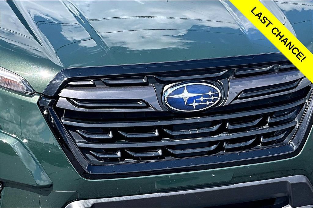 Used 2023 Subaru Forester Limited AWD/4WD image 28