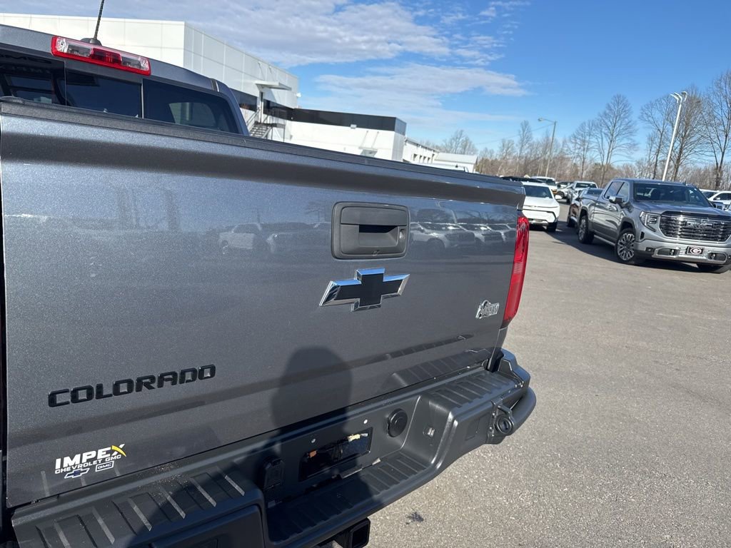 Used 2020 Chevrolet Colorado ZR2 w/ Colorado ZR2 Bison Edition image 30