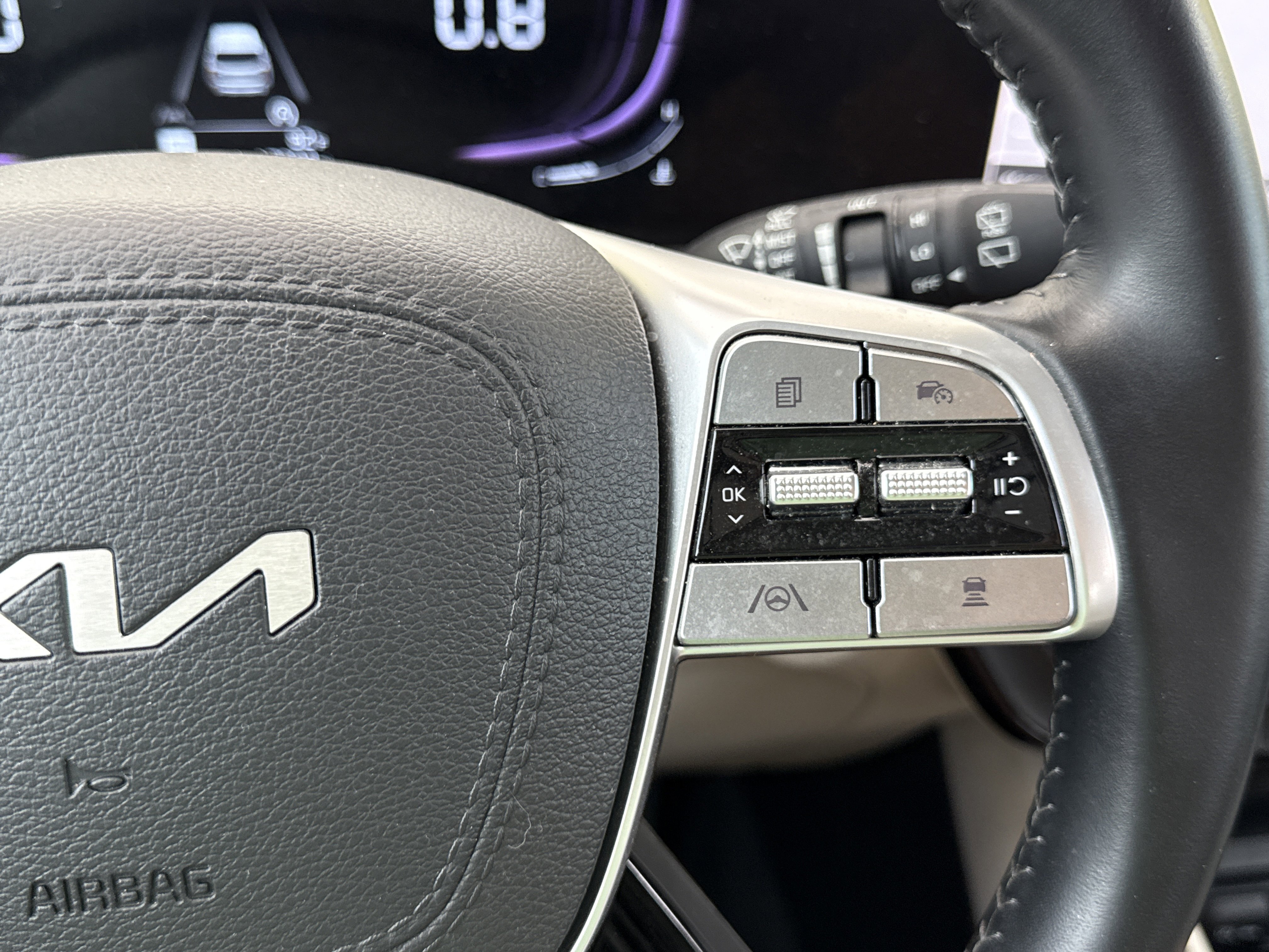 Used 2025 Kia Telluride S image 20