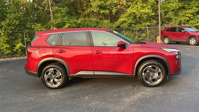 Used 2024 Nissan Rogue SV image 26