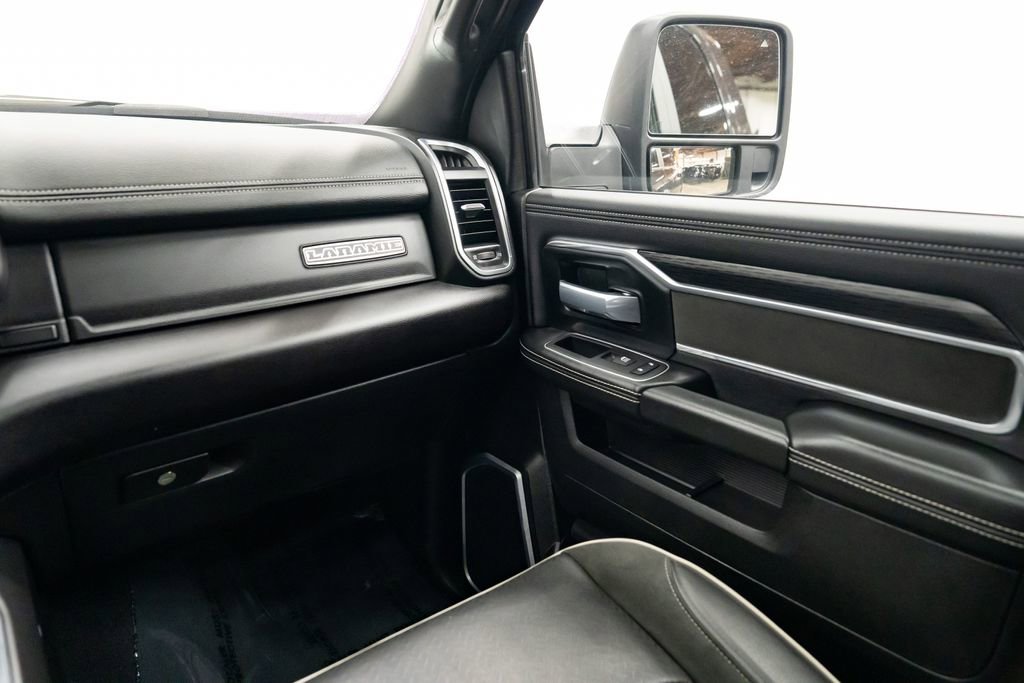 Used 2024 RAM 2500 Laramie w/ Night Edition image 10