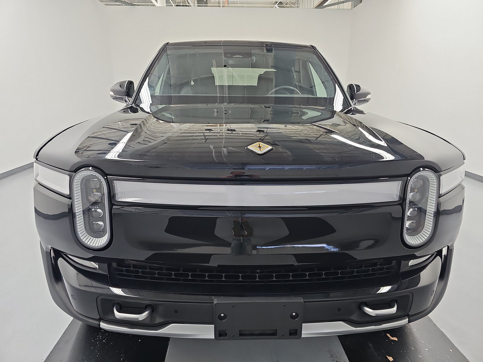 Used 2024 Rivian R1T Adventure AWD/4WD image 8