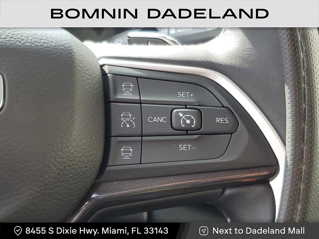 Used 2022 Jeep Grand Cherokee L Laredo w/ Luxury Tech Group I image 20