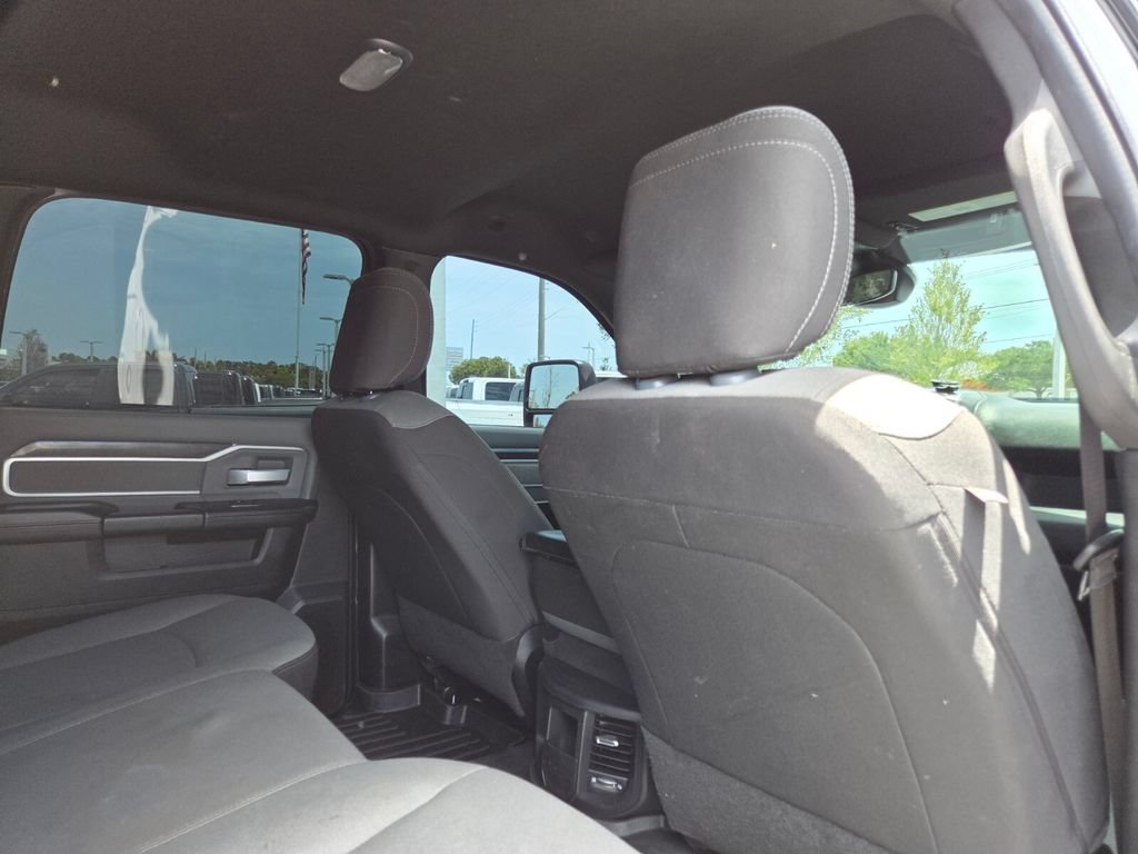 Used 2023 RAM 3500 Big Horn w/ Protection Group AWD/4WD image 17