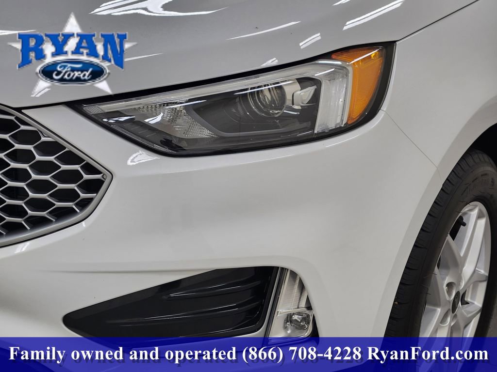 Certified 2024 Ford Edge SEL w/ Convenience Package image 6