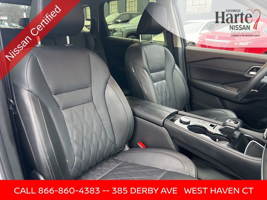 Certified 2023 Nissan Rogue Platinum image 44