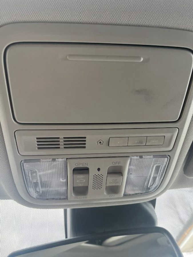 Used 2017 Honda Odyssey EX-L image 10