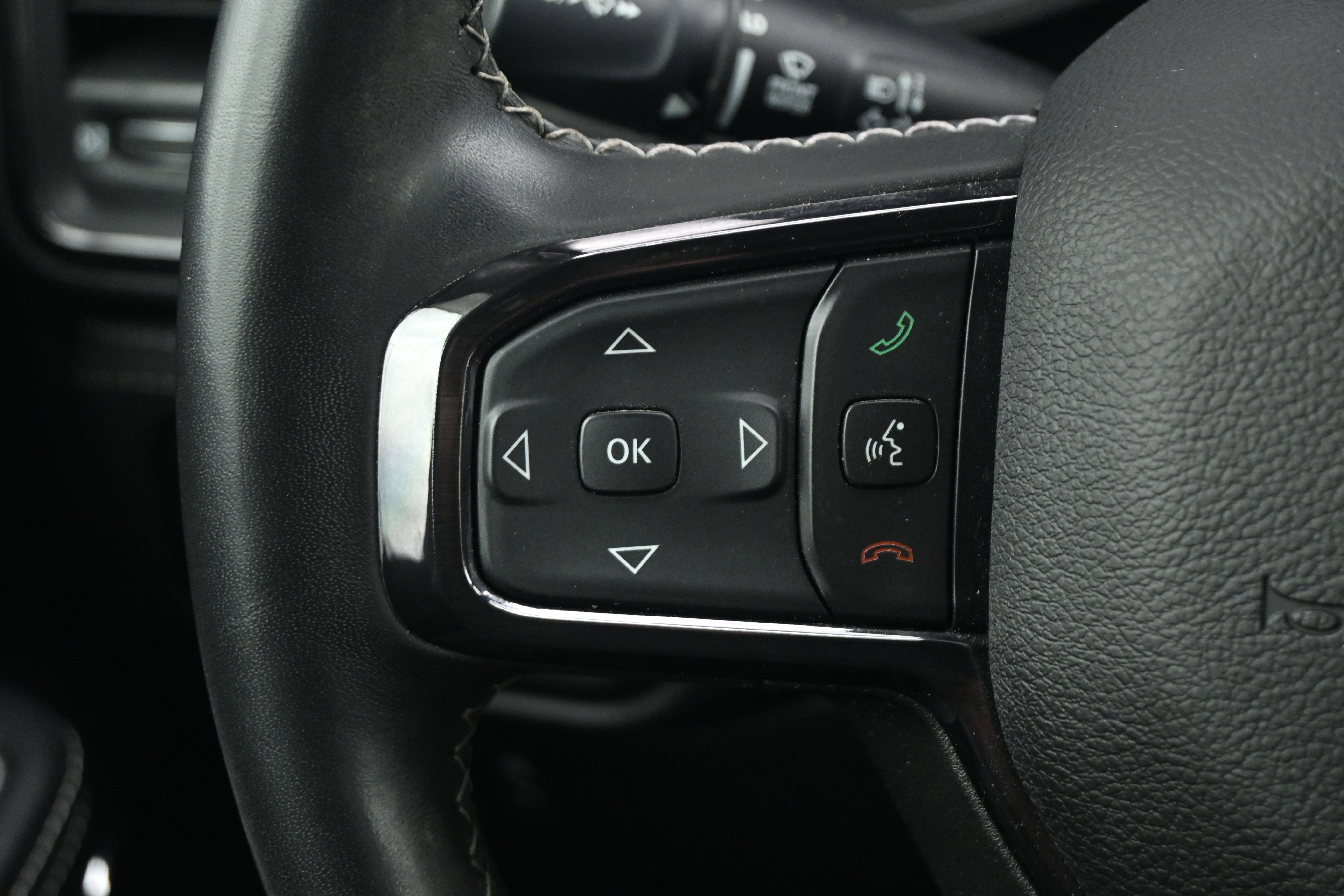 Used 2022 RAM 1500 Limited image 30