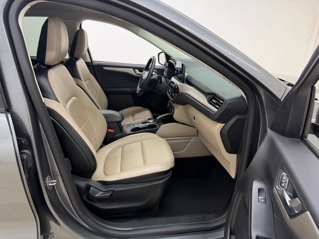 Used 2022 Ford Escape SEL AWD/4WD image 9