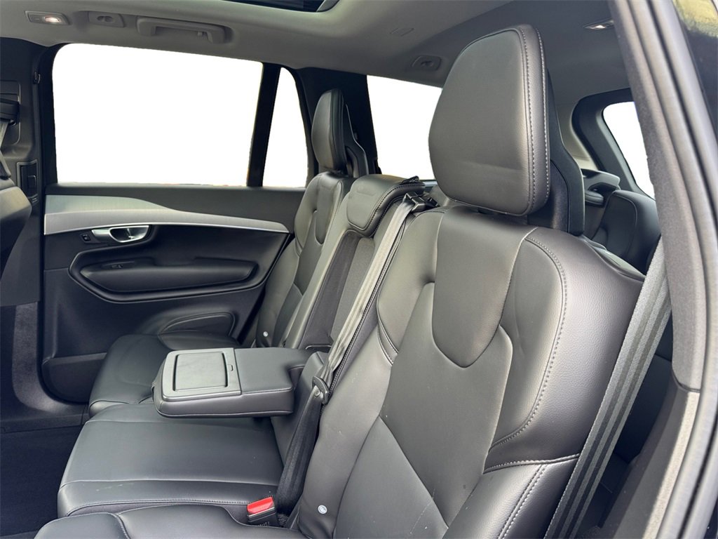Certified 2024 Volvo XC90 B5 Core w/ Protection Package Premier image 21