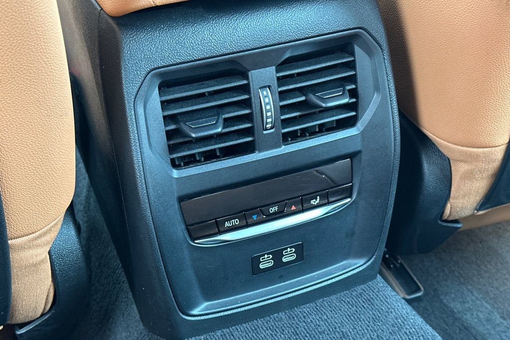 Used 2023 BMW i4 eDrive40 w/ Premium Package image 13