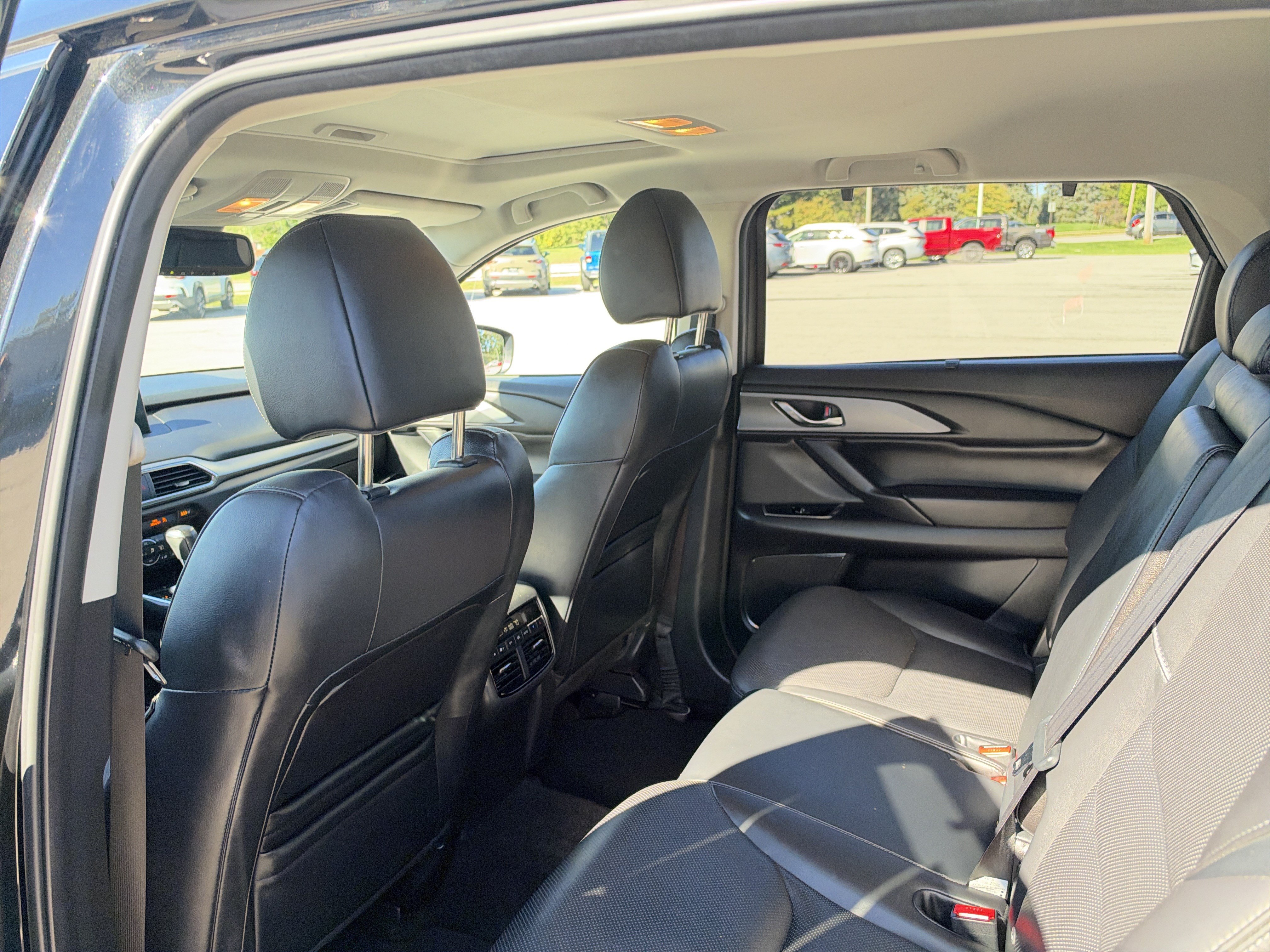 Used 2018 MAZDA CX-9 Touring w/ Touring Premium Package AWD/4WD image 42