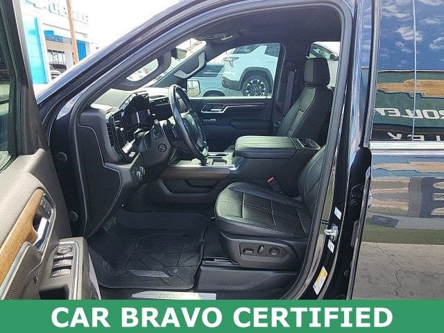 Certified 2024 Chevrolet Silverado 1500 High Country w/ Technology Package image 28