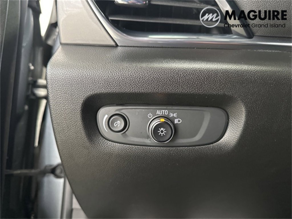 Used 2023 Chevrolet Traverse LT w/ LPO, Floor Liner Package image 14