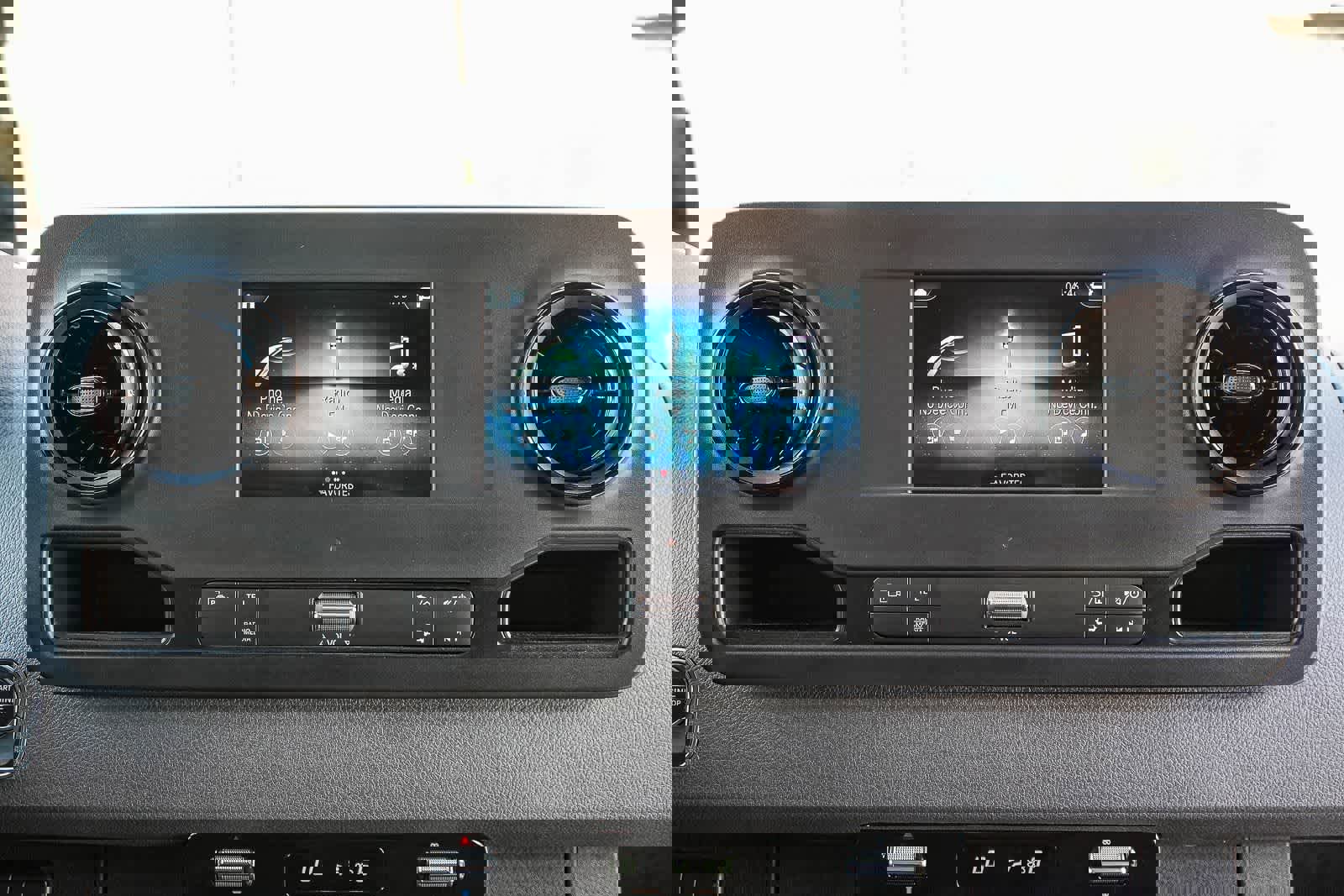 Used 2023 Mercedes-Benz Sprinter 2500 image 14