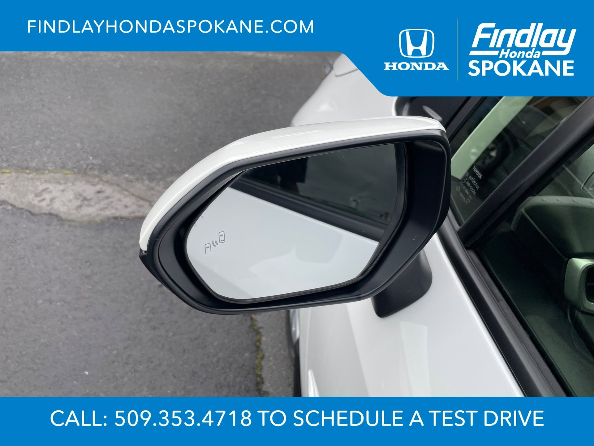 Used 2024 Toyota Corolla LE w/ LE Convenience Package FWD image 7