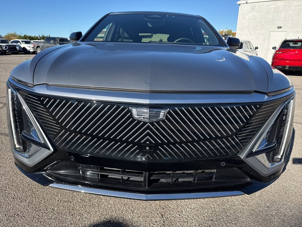 Used 2024 Cadillac Lyriq Luxury w/ LPO, Floor Liner Package image 2