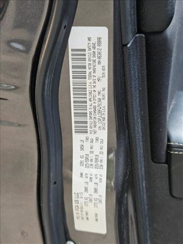 Used 2015 Jeep Cherokee Latitude w/ Comfort/Convenience Group image 18