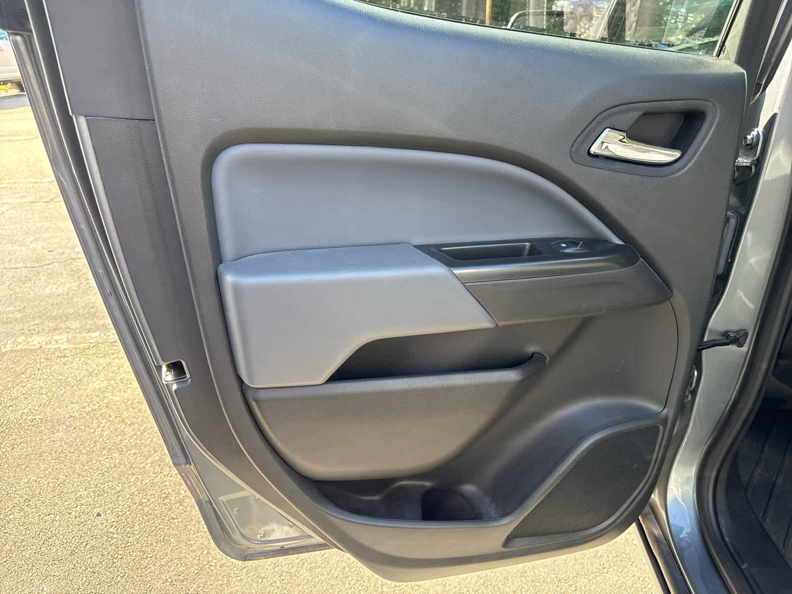 Used 2022 Chevrolet Colorado Z71 w/ LPO, Bed Guard Package image 20