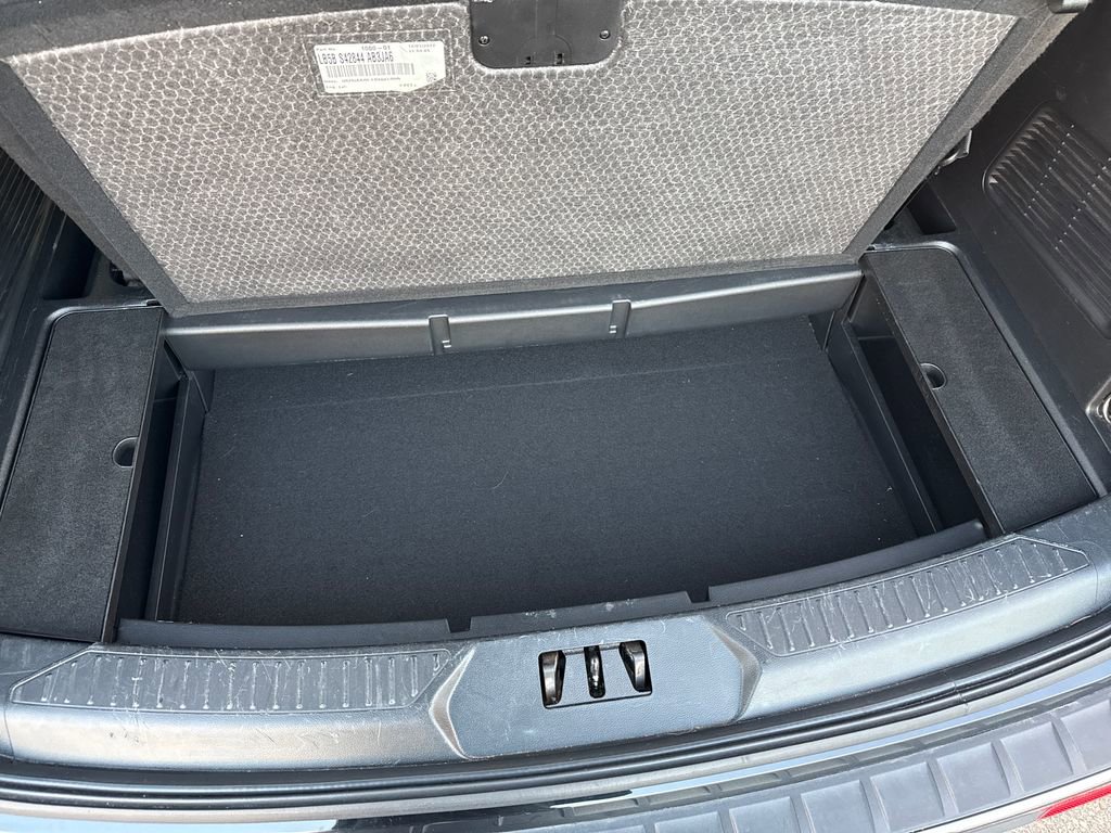 Used 2023 Ford Explorer Limited w/ Equipment Group 301A image 36