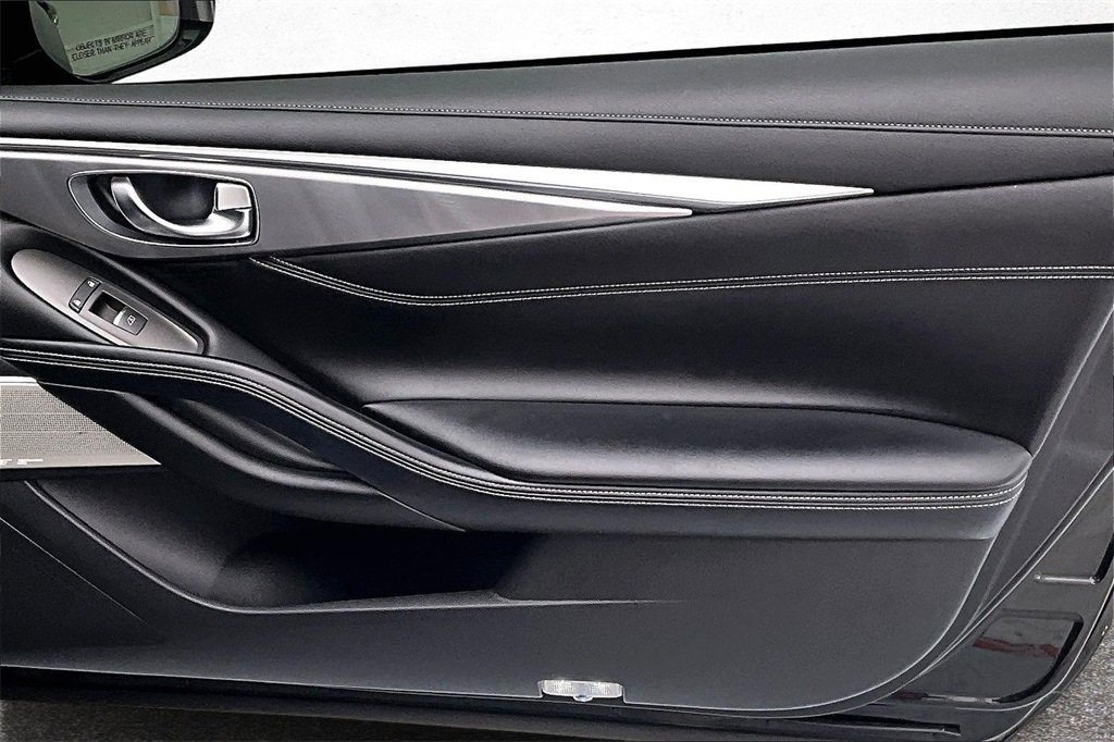 Used 2022 INFINITI Q60 3.0t Luxe w/ Essential Package image 25