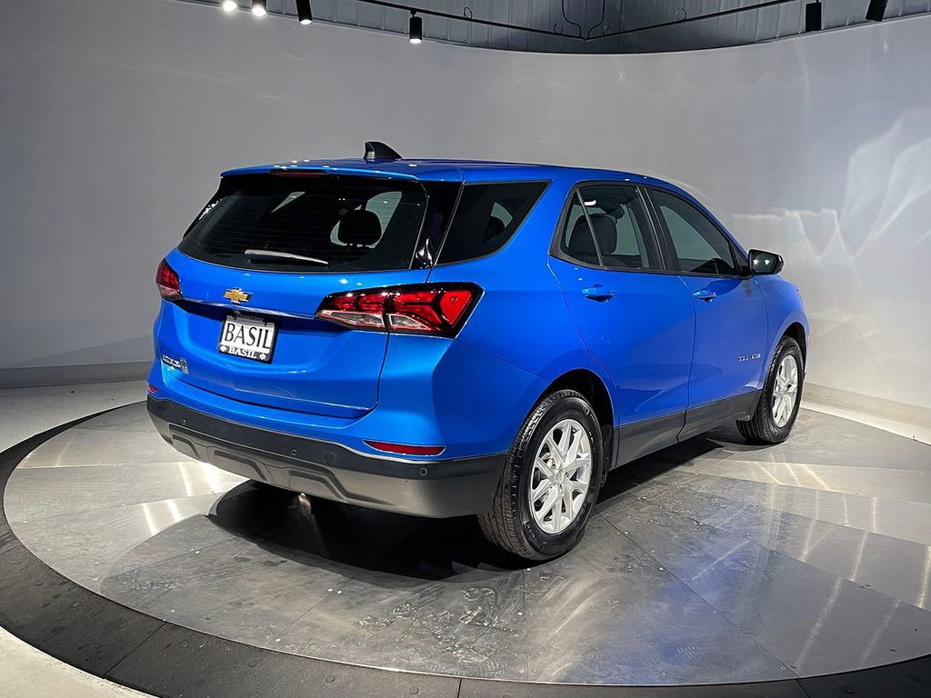 Used 2024 Chevrolet Equinox LS w/ Driver Confidence II Package image 11