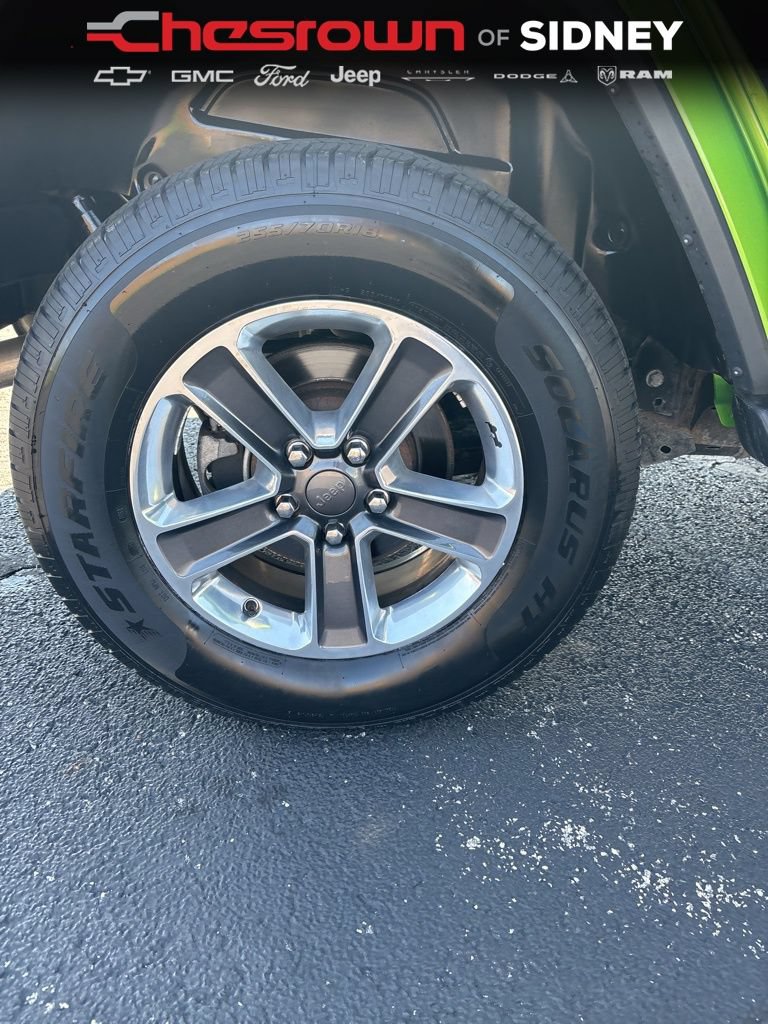 Used 2019 Jeep Wrangler Unlimited Sahara w/ Uconnect 4C Nav & Sound Group AWD/4WD image 11