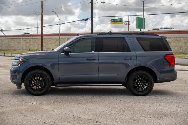 Certified 2023 Ford Expedition XLT RWD image 5