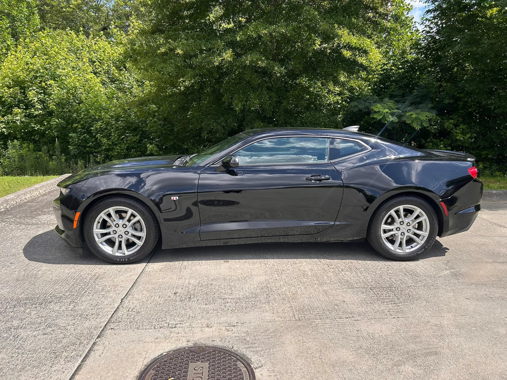 Used 2023 Chevrolet Camaro LS RWD image 2