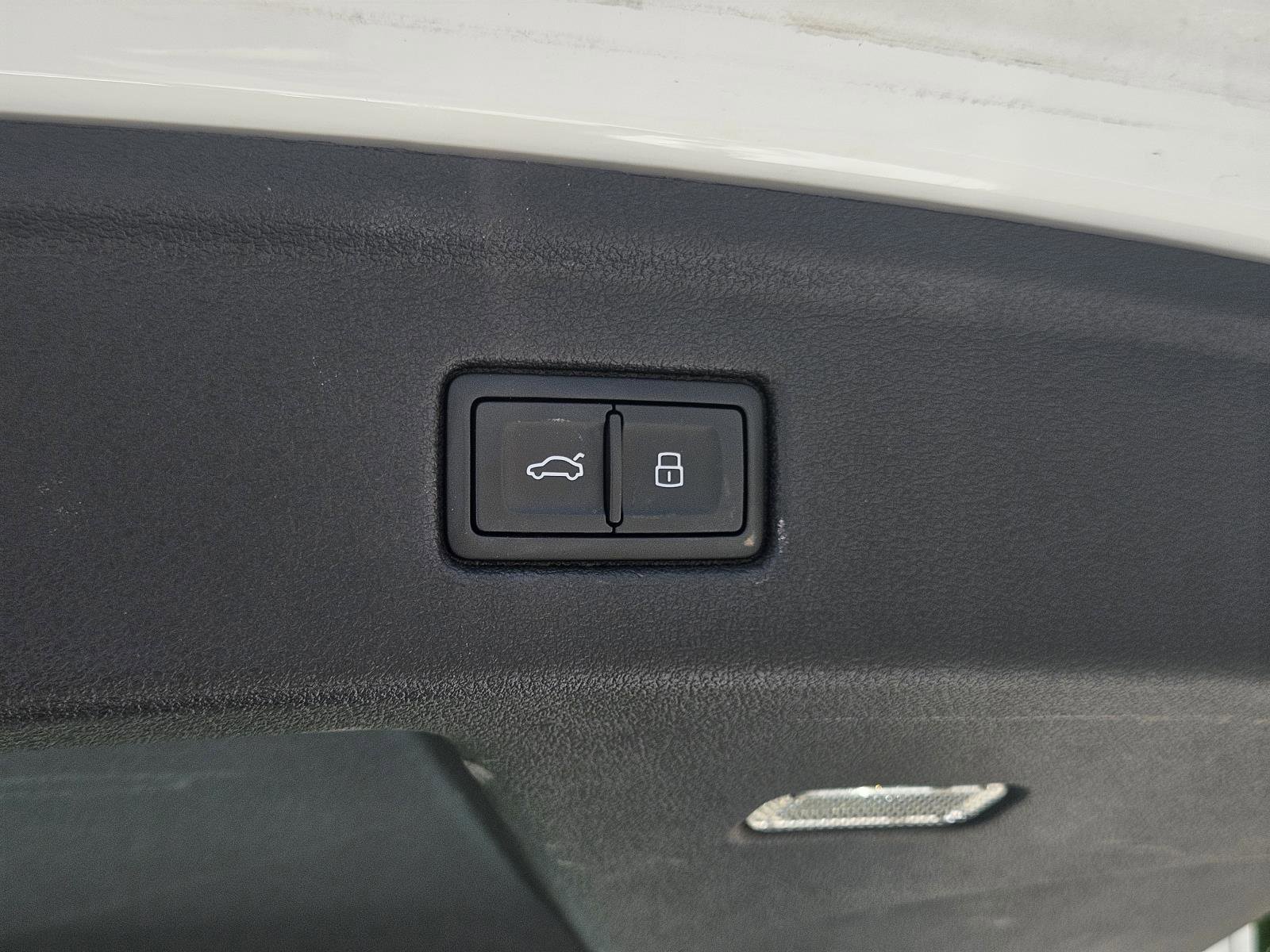 Used 2025 Audi A5 2.0T Premium Plus AWD/4WD image 11
