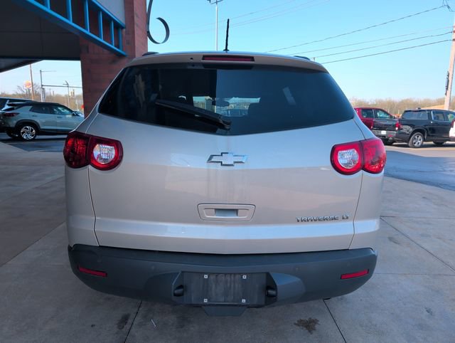 Used 2012 Chevrolet Traverse LT FWD image 7