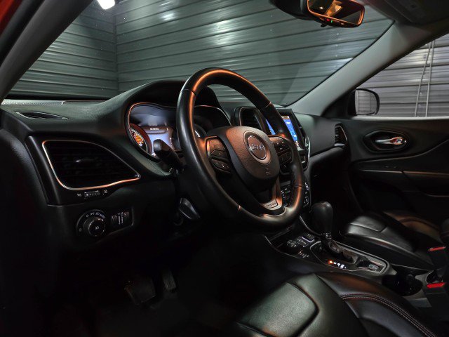 Used 2021 Jeep Cherokee Trailhawk w/ Sun, Sound & Nav Group image 10