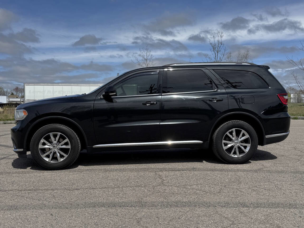 Used 2016 Dodge Durango Limited w/ Nav & Power Liftgate Group AWD/4WD image 4
