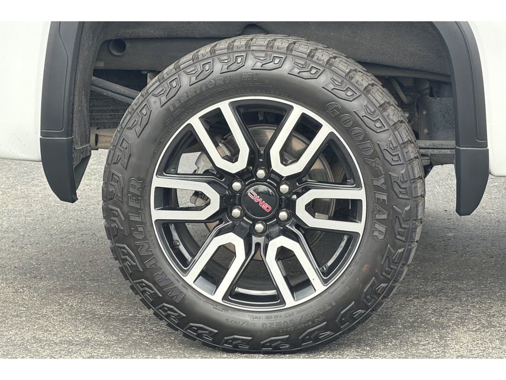 Used 2023 GMC Sierra 1500 AT4 w/ AT4 Premium Package AWD/4WD image 33