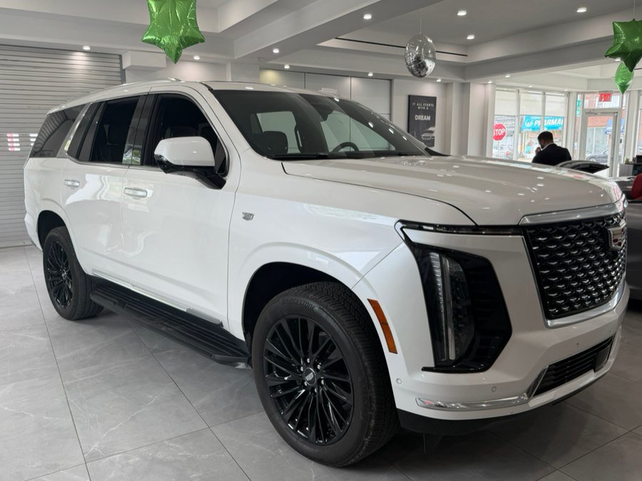 Used 2025 Cadillac Escalade Premium Luxury AWD/4WD image 10