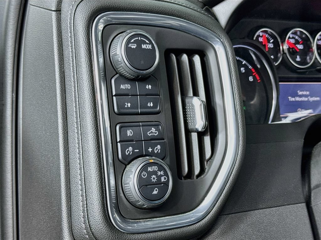 Used 2021 Chevrolet Silverado 1500 LT Trail Boss AWD/4WD image 25