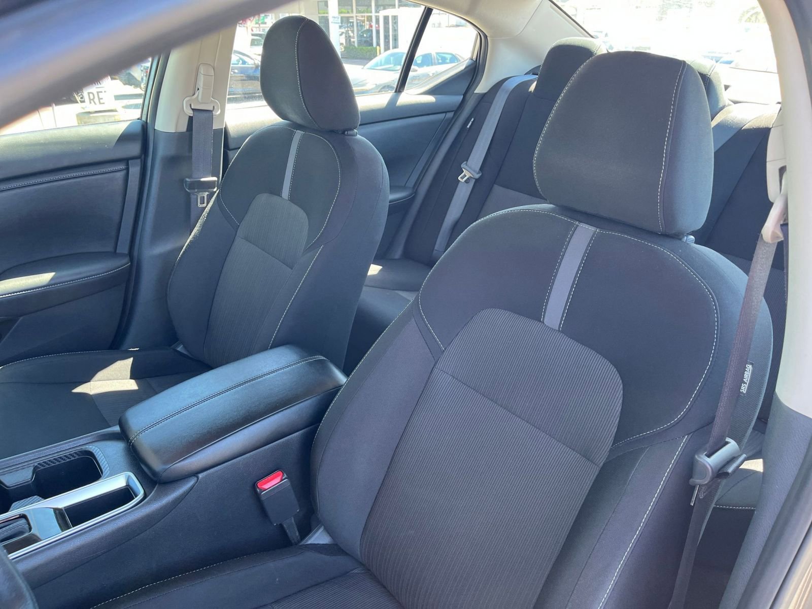Used 2025 Nissan Sentra SV FWD image 36