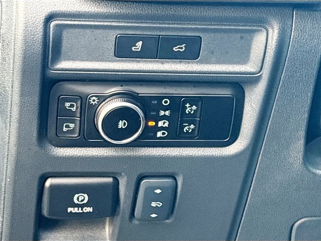 Used 2024 Ford Expedition Max Platinum image 10