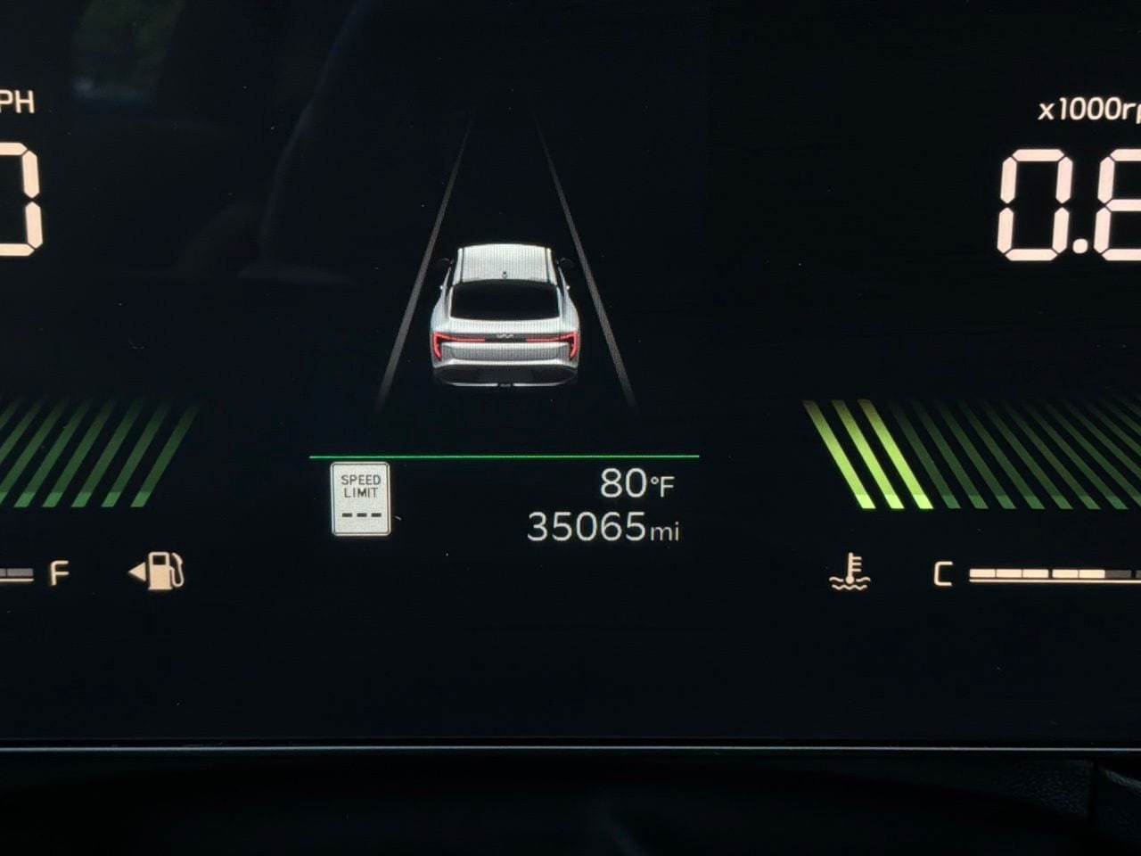 Used 2025 Kia K4 FWD image 41