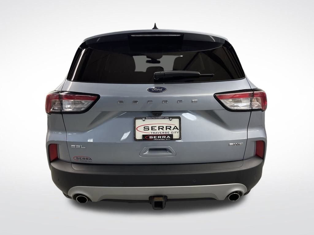 Used 2022 Ford Escape SEL w/ Class II Trailer Tow Package image 4