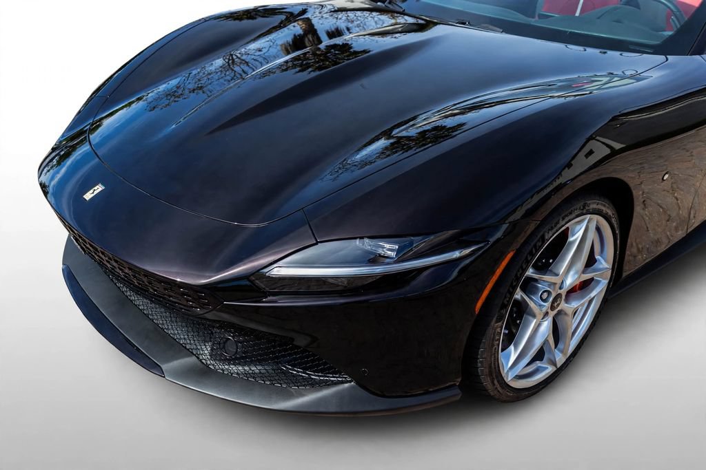 Certified 2024 Ferrari Roma Spider RWD image 30