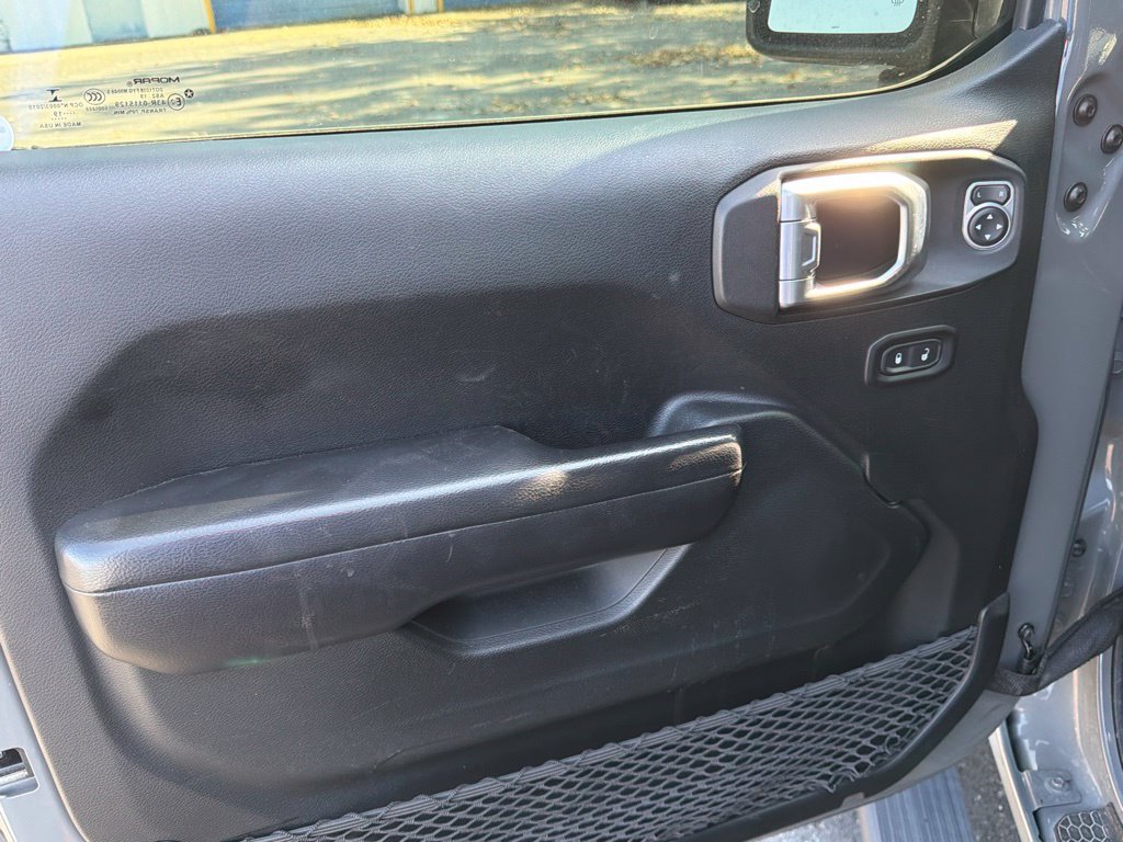 Used 2019 Jeep Wrangler Unlimited Rubicon AWD/4WD image 11
