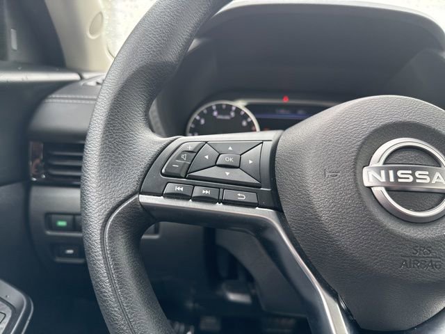 Used 2025 Nissan Sentra SV image 17