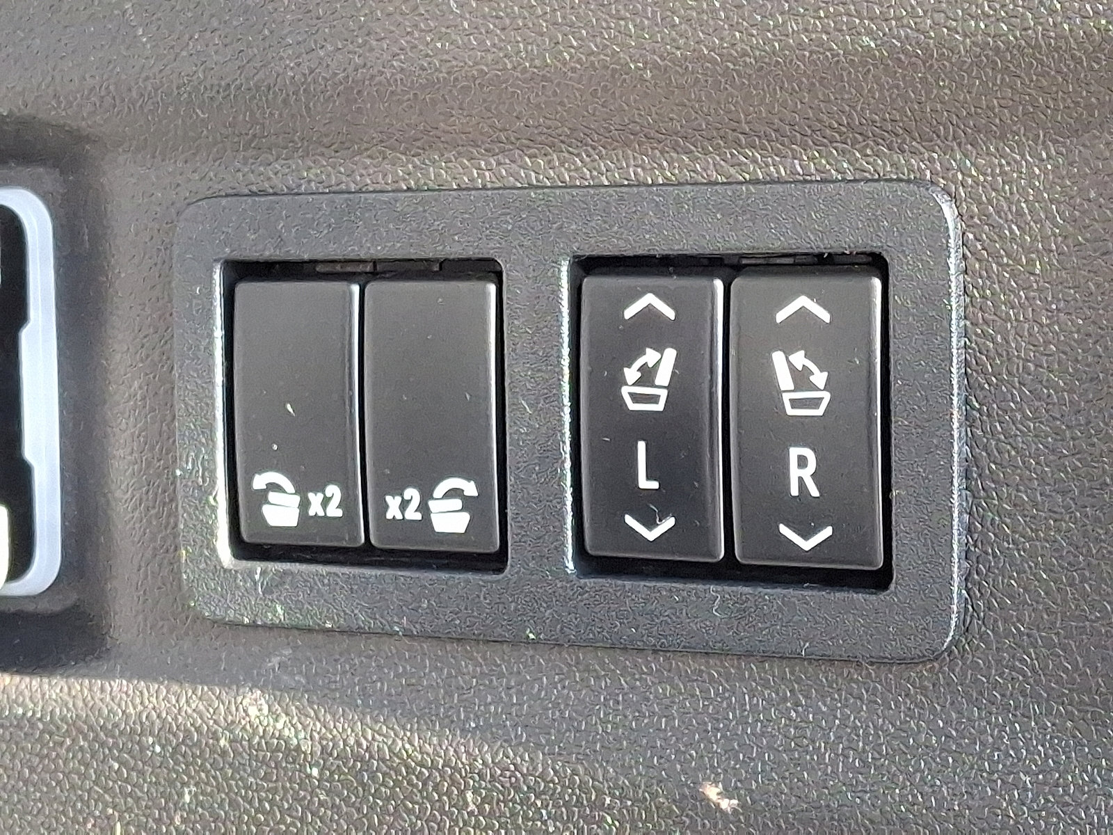 Used 2021 Chevrolet Tahoe Z71 w/ Luxury Package image 29