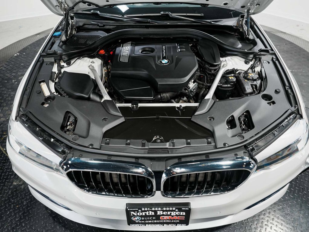 Used 2018 BMW 530i xDrive image 37